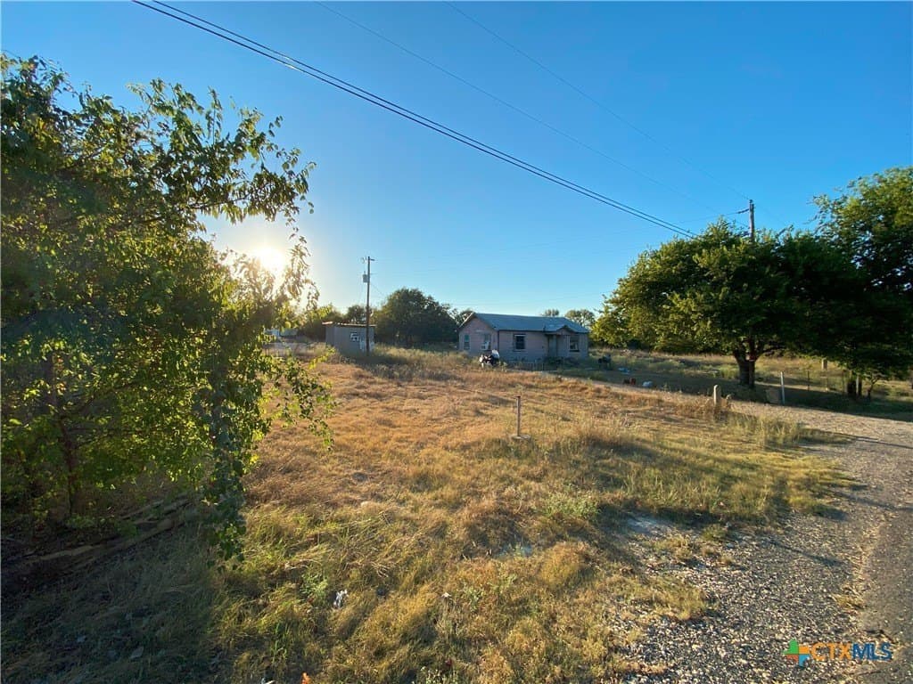 1.59 acres in Bell County gallery image 3