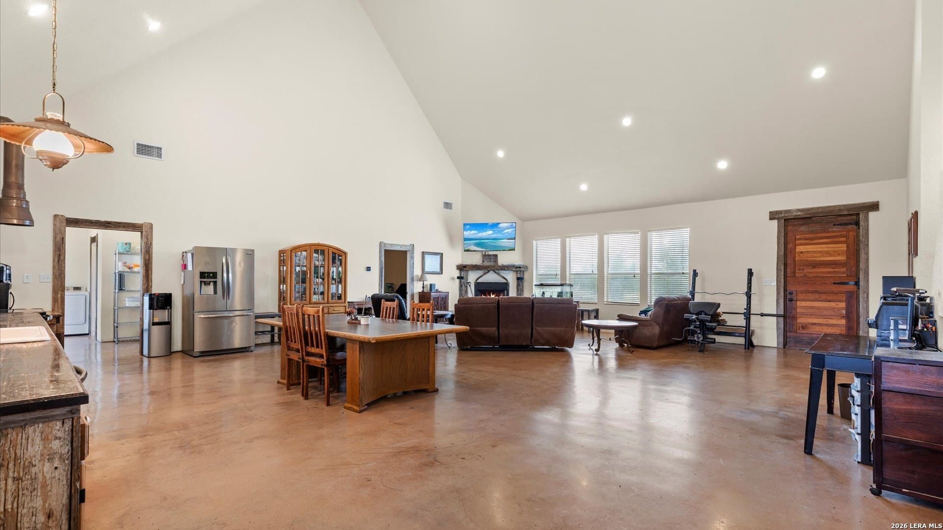 16 acres in Guadalupe County gallery image 4