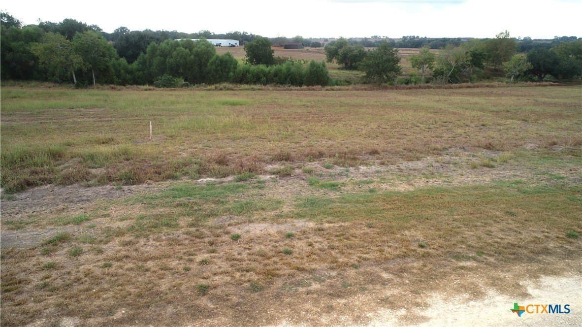 2.07 acres in Lavaca County - photo 6