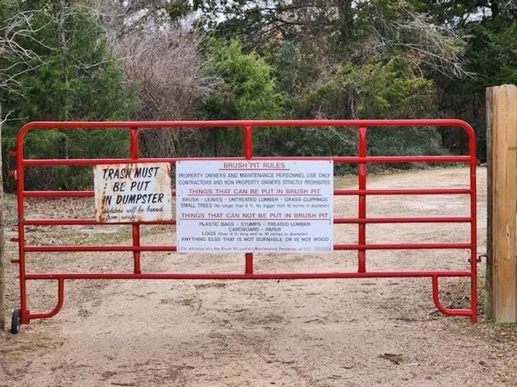 0.42 acres in HENDERSON County - photo 7