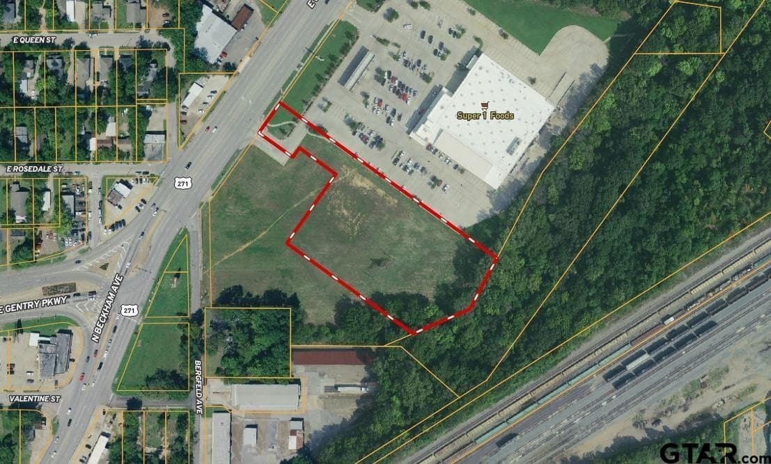 3.02 acres in Smith County