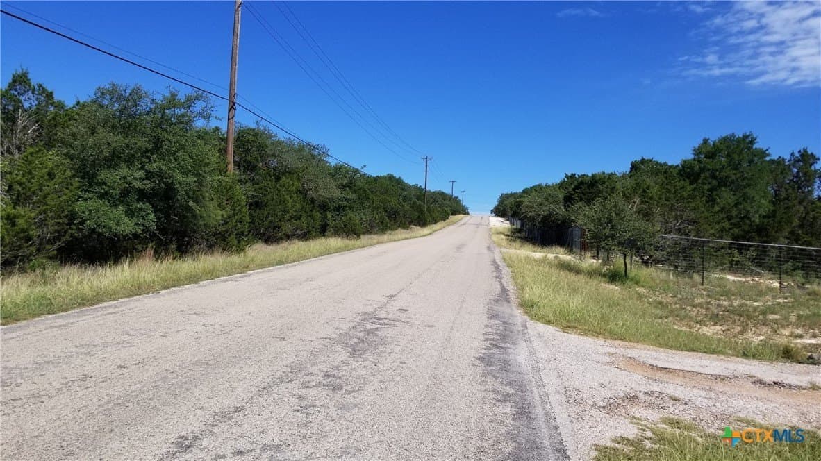 2.72 acres in Comal County gallery image 2