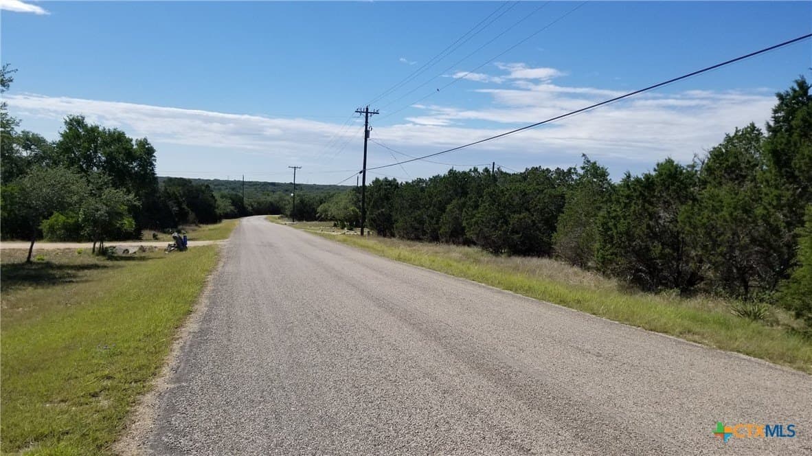 2.72 acres in Comal County gallery image 3