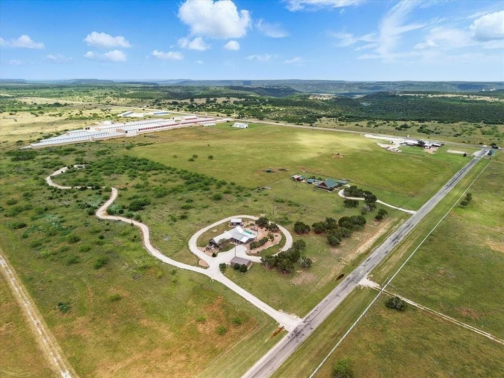 11 acres in Palo Pinto County