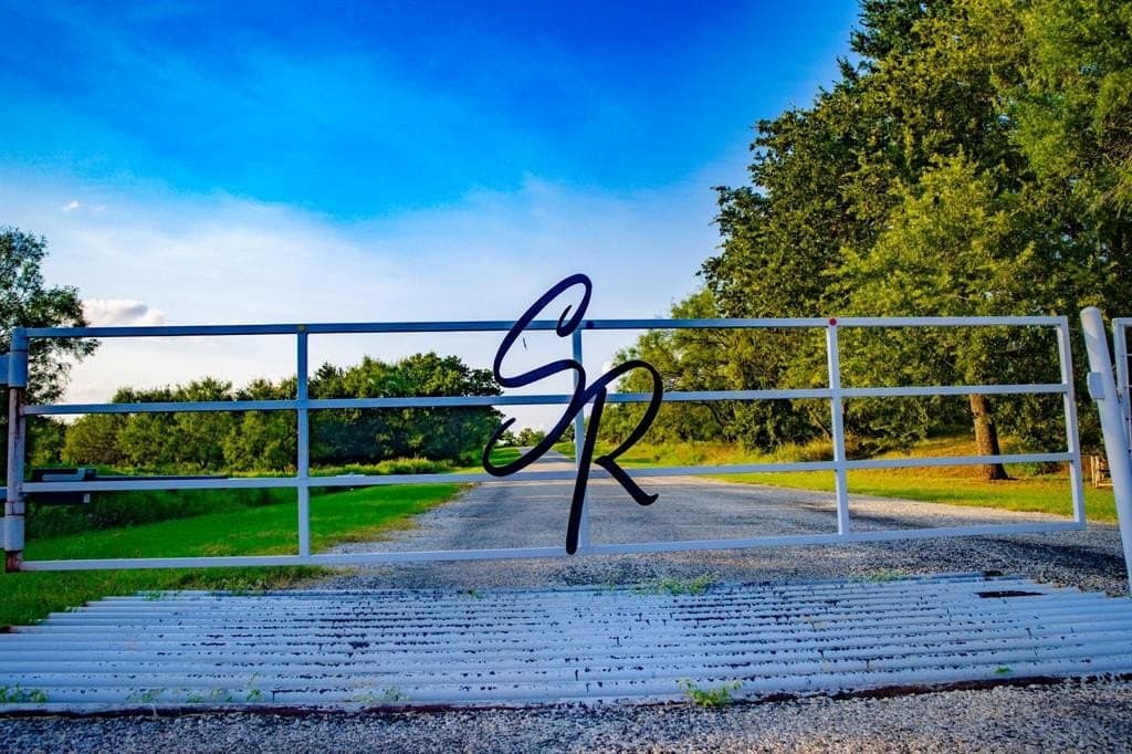 12.1 acres in Young County gallery image 2