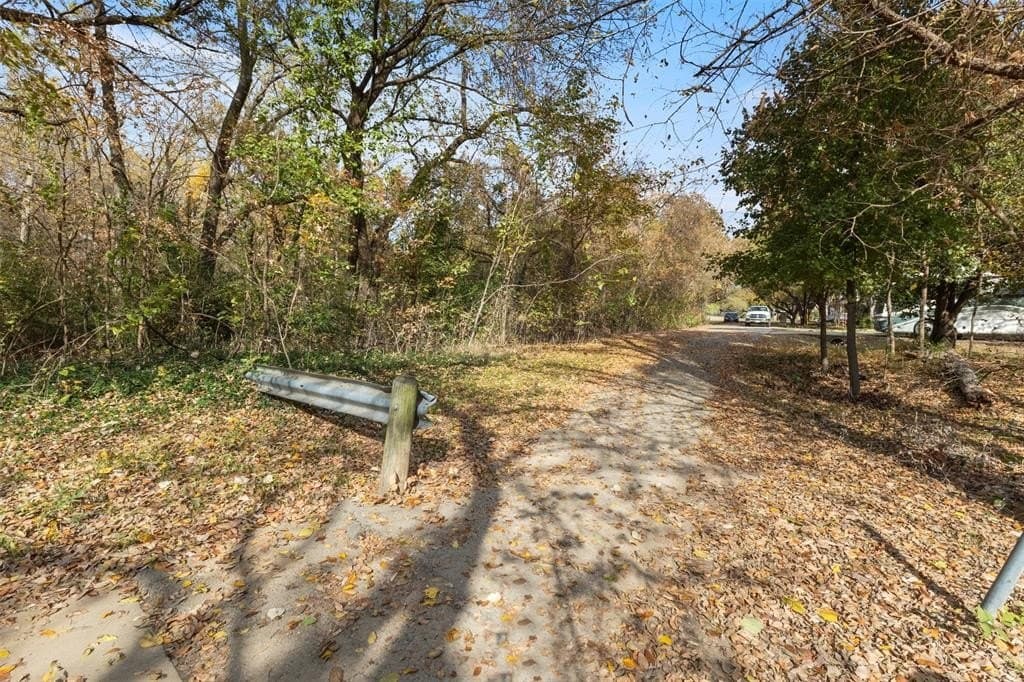 0.38 acres in Denton County gallery image 2