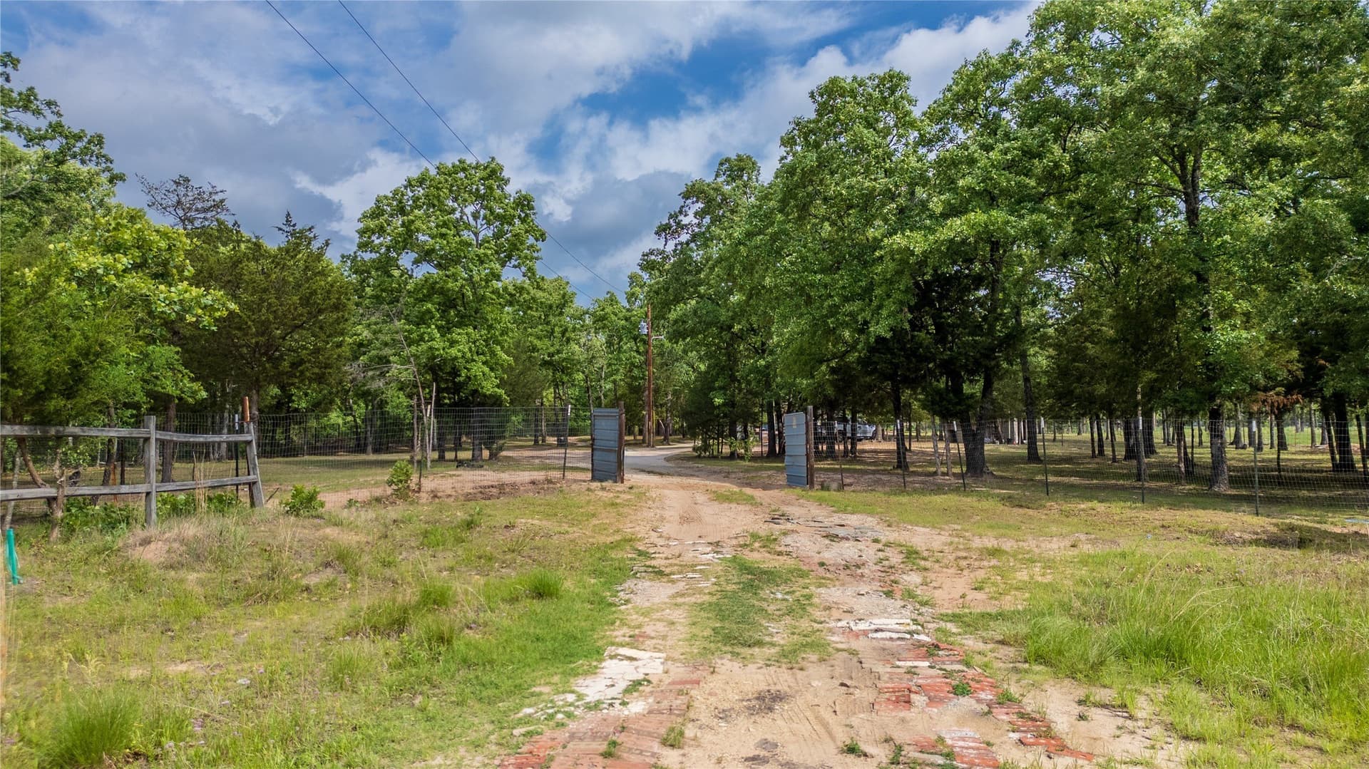 2.99 acres in Hunt County - photo 16