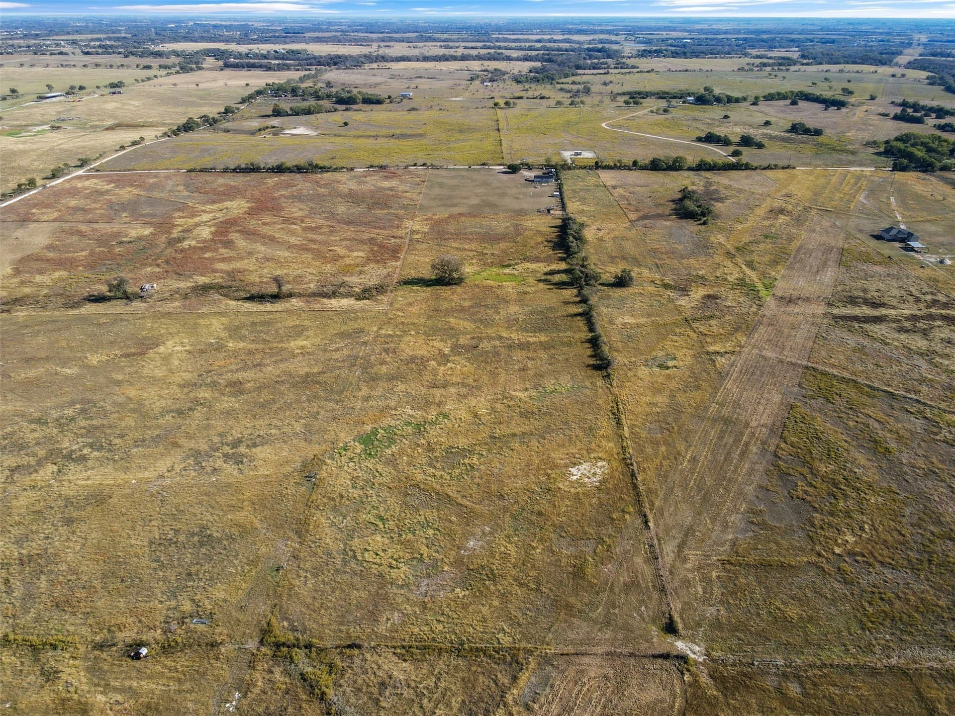 20 acres in Hill County gallery image 2
