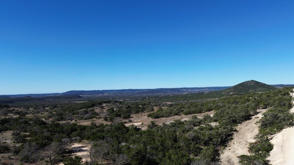 17 acres in Bandera County gallery image 4