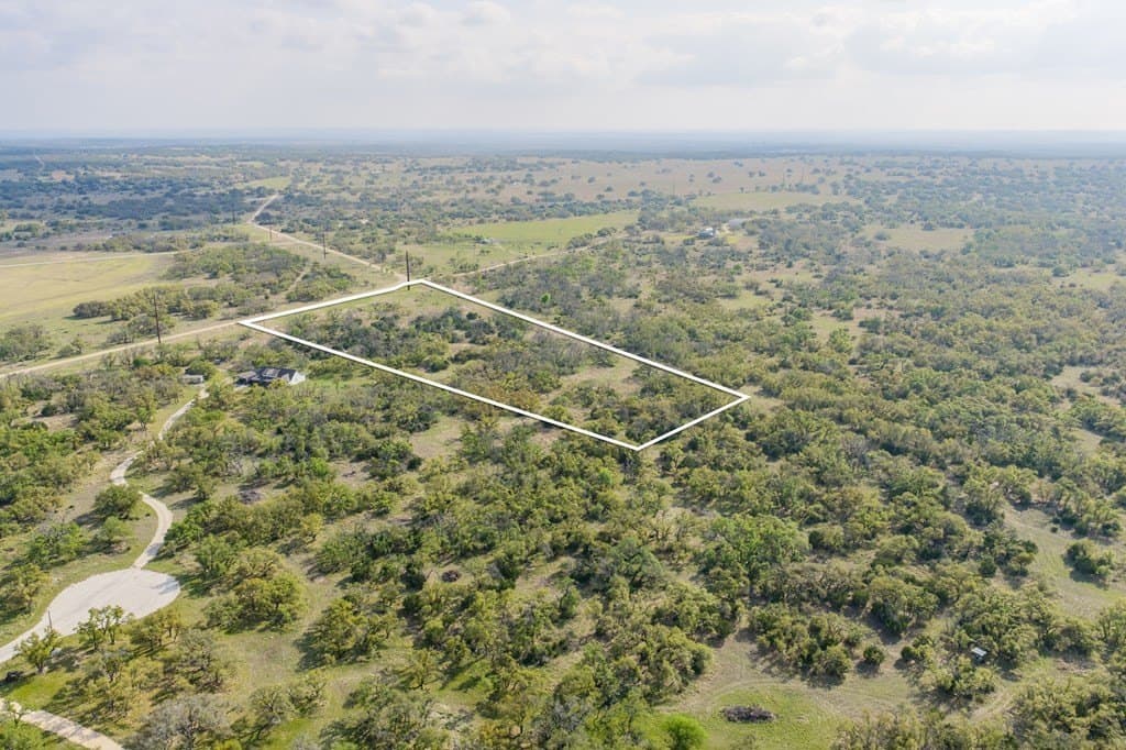 10.33 acres in Gillespie County gallery image 4