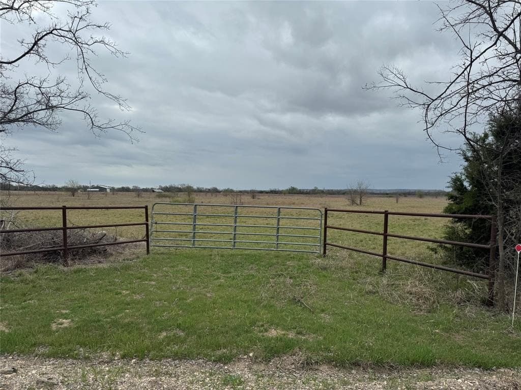 20 acres in Bosque County