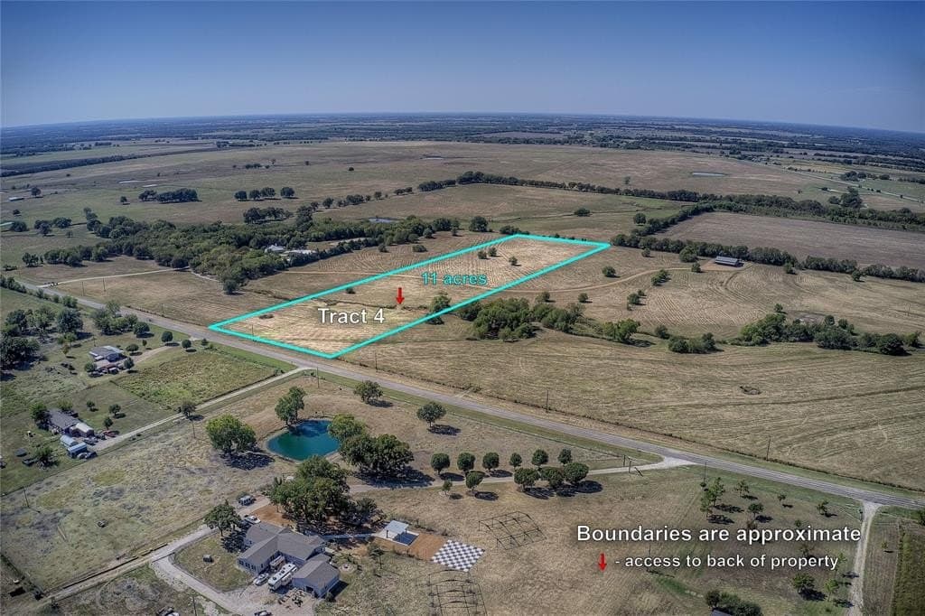 11 acres in Fannin County