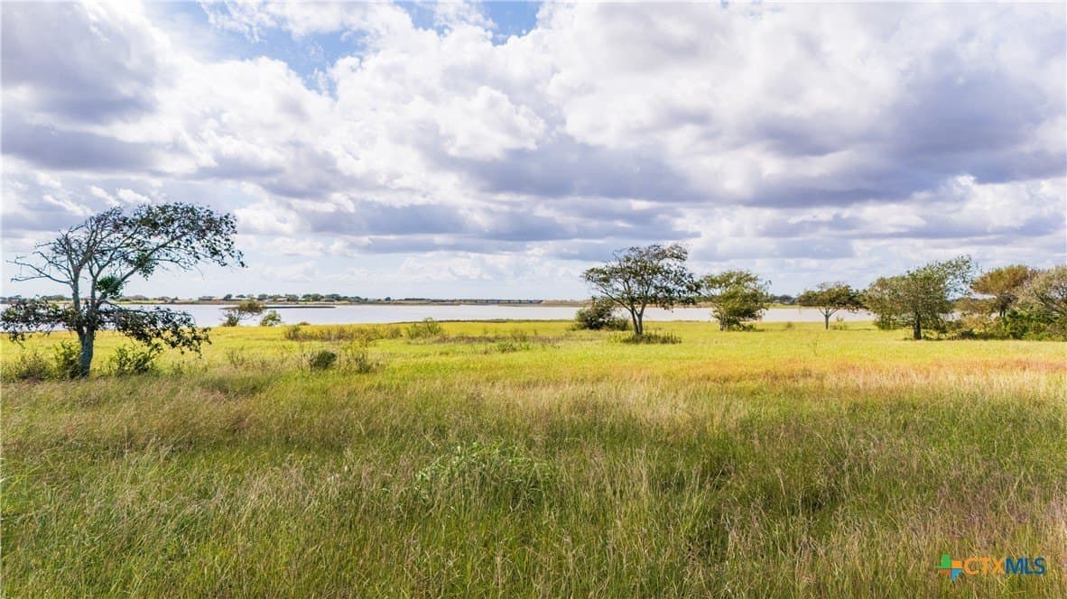 1.56 acres in Calhoun County - photo 6