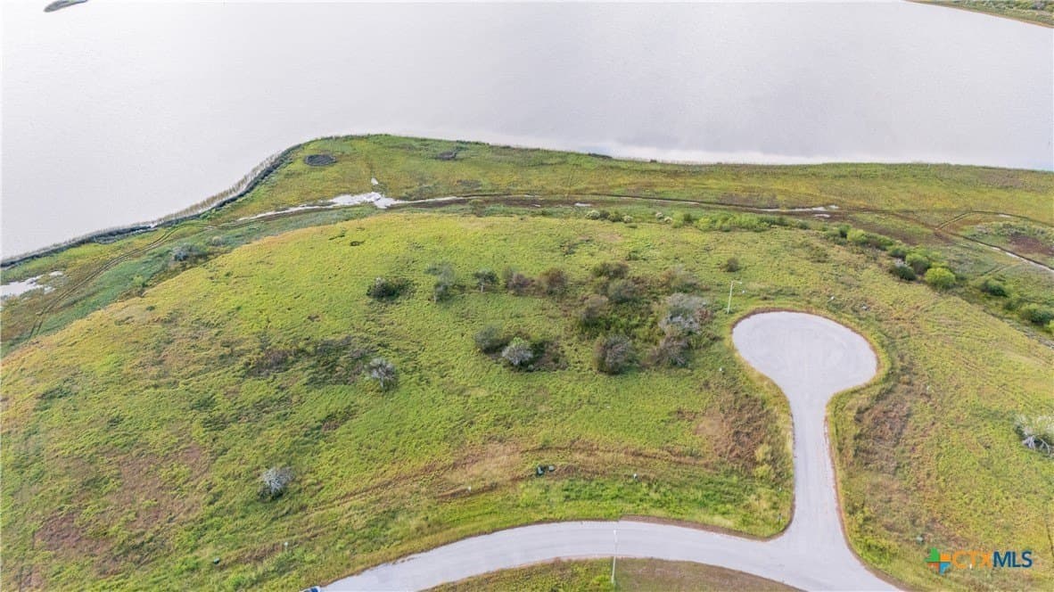 1.56 acres in Calhoun County - photo 4