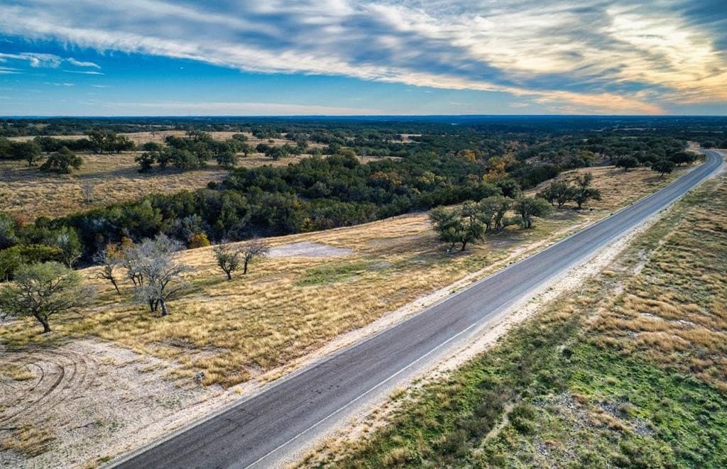 3.5 acres in Gillespie County
