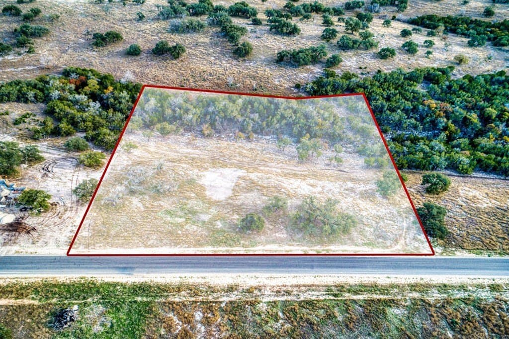 3.5 acres in Gillespie County gallery image 2