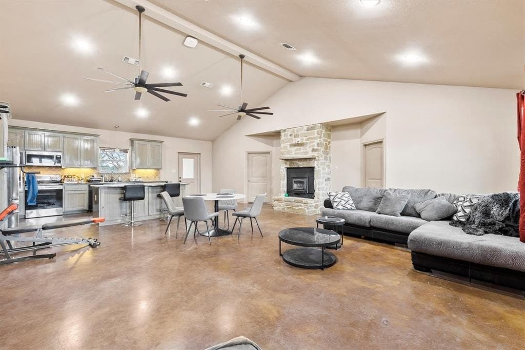 10.02 acres in Hunt County gallery image 4