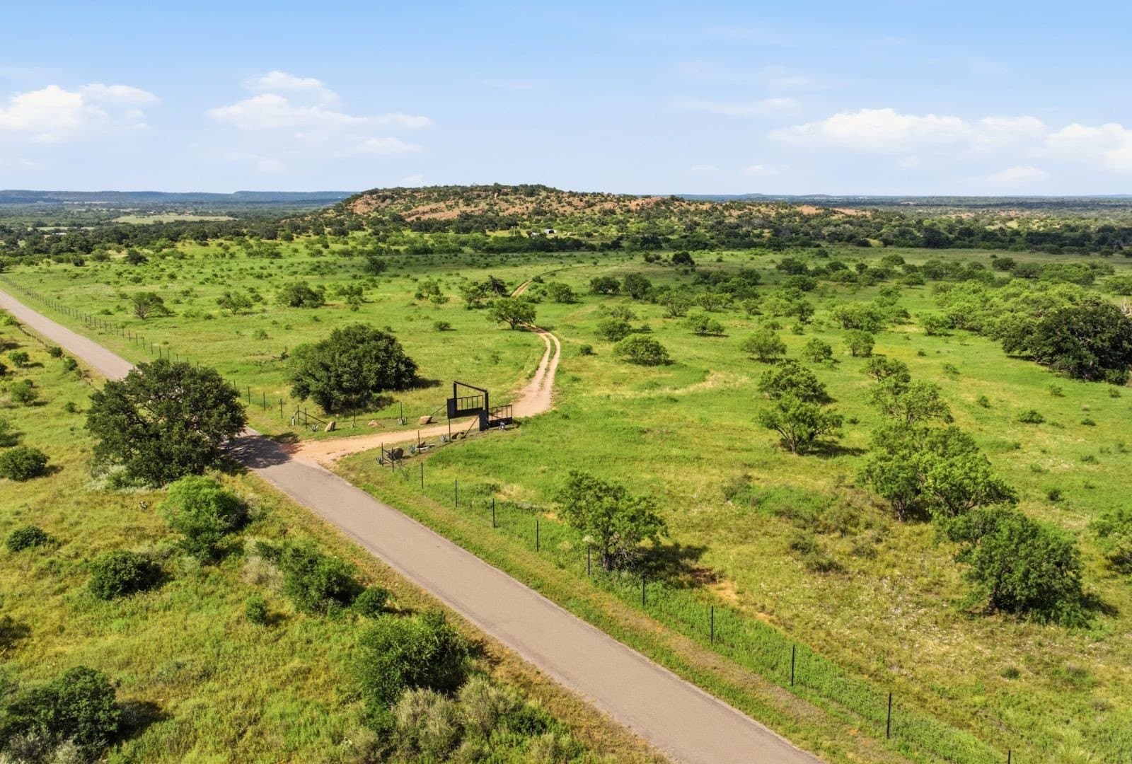 272 acres in Llano County