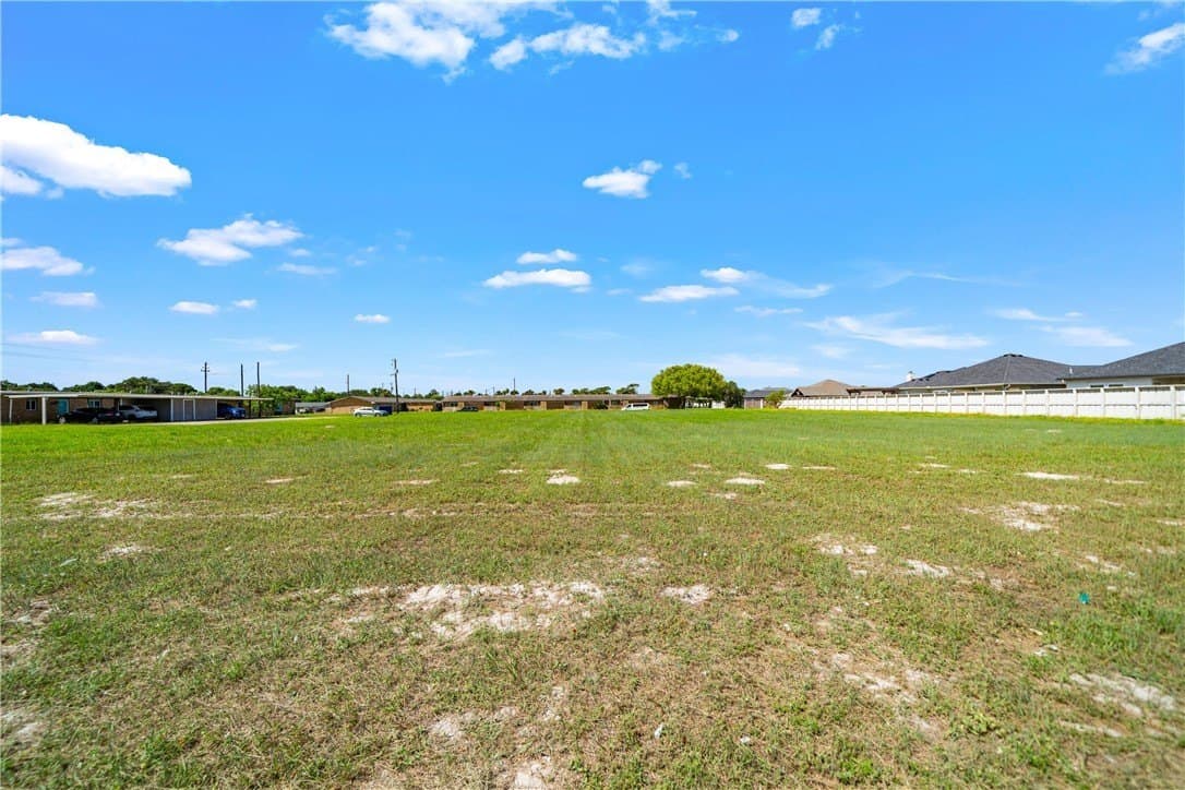 1.49 acres in Nueces County - photo 6