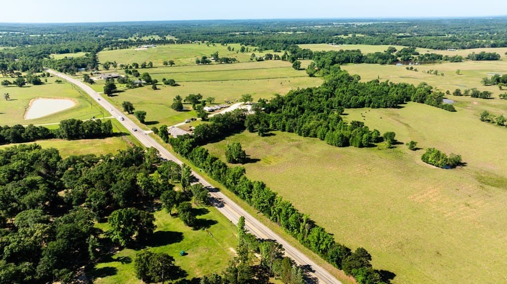 5 acres in ANDERSON County gallery image 3