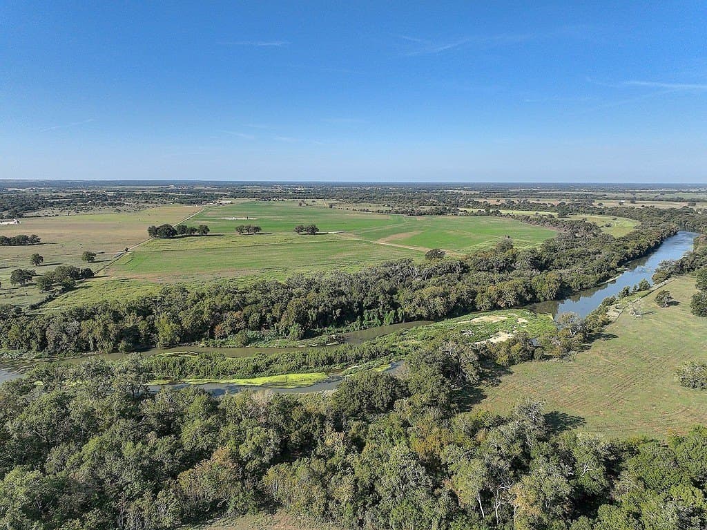 222.79 acres in Fayette County - photo 3