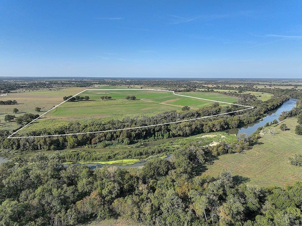 222.79 acres in Fayette County - photo 4