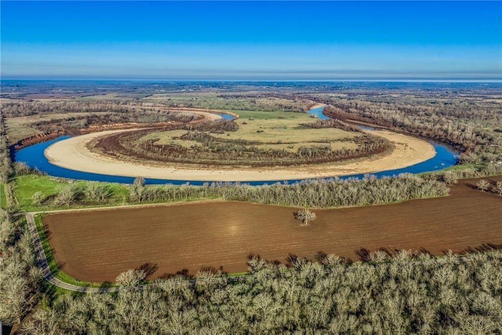 360.38 acres in AUSTIN County