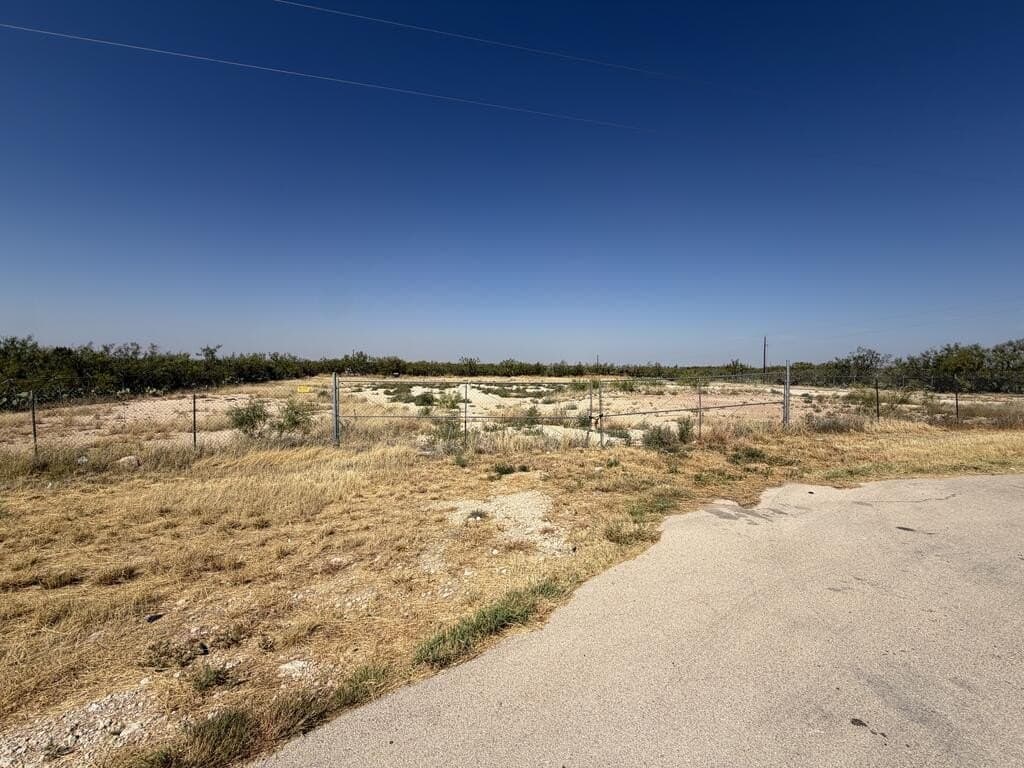 4.76 acres in Howard County - photo 5