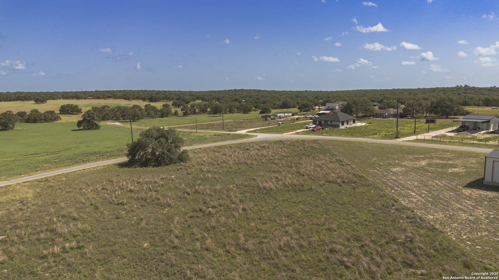 1.05 acres in Wilson County - photo 11