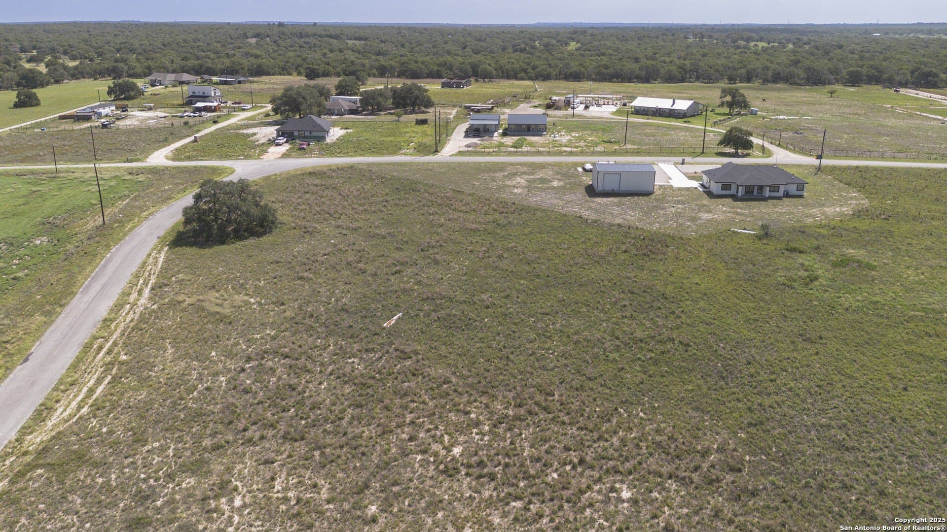 1.05 acres in Wilson County - photo 9