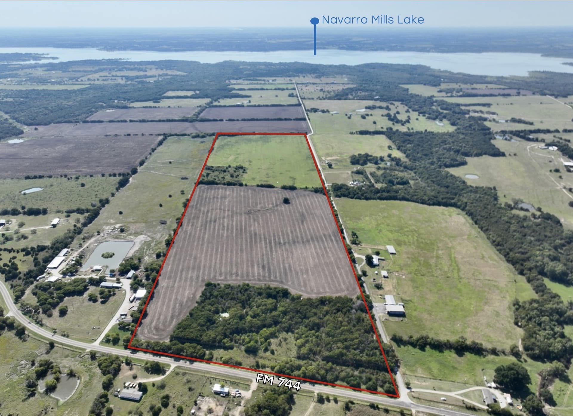102.51 acres in Navarro County - photo 3