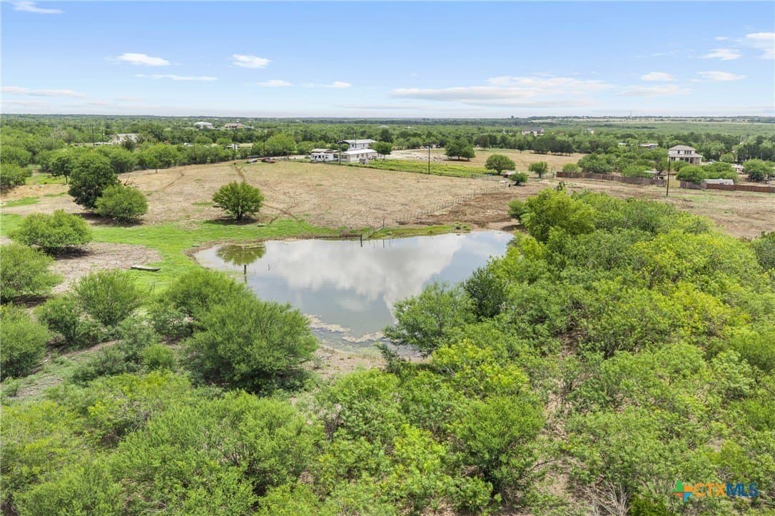 9.81 acres in Caldwell County