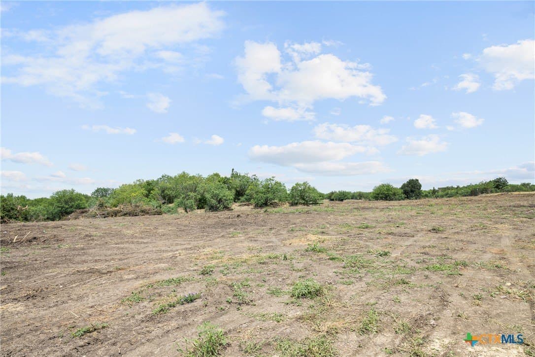 9.81 acres in Caldwell County - photo 18