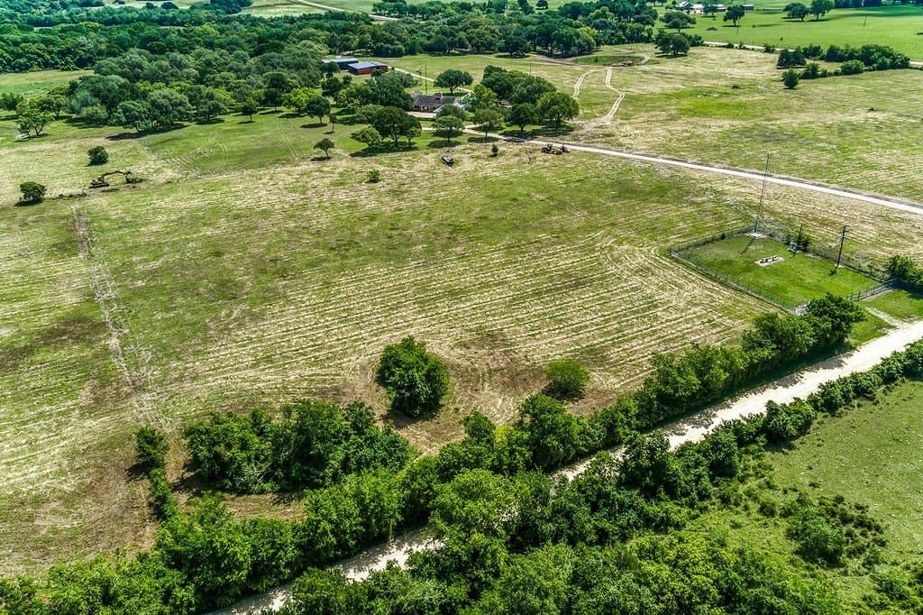 5 acres in Washington County
