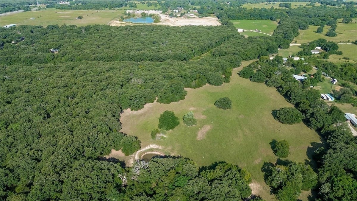 16.5 acres in Hunt County - photo 26