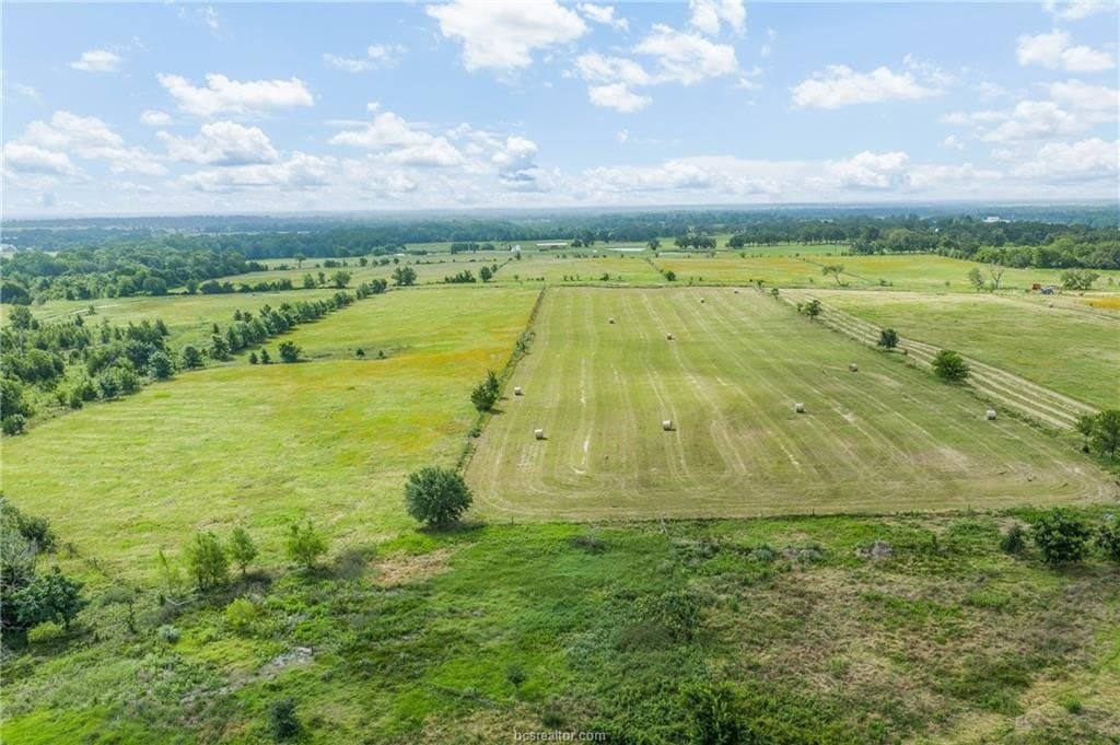 153.12 acres in Burleson County - photo 24