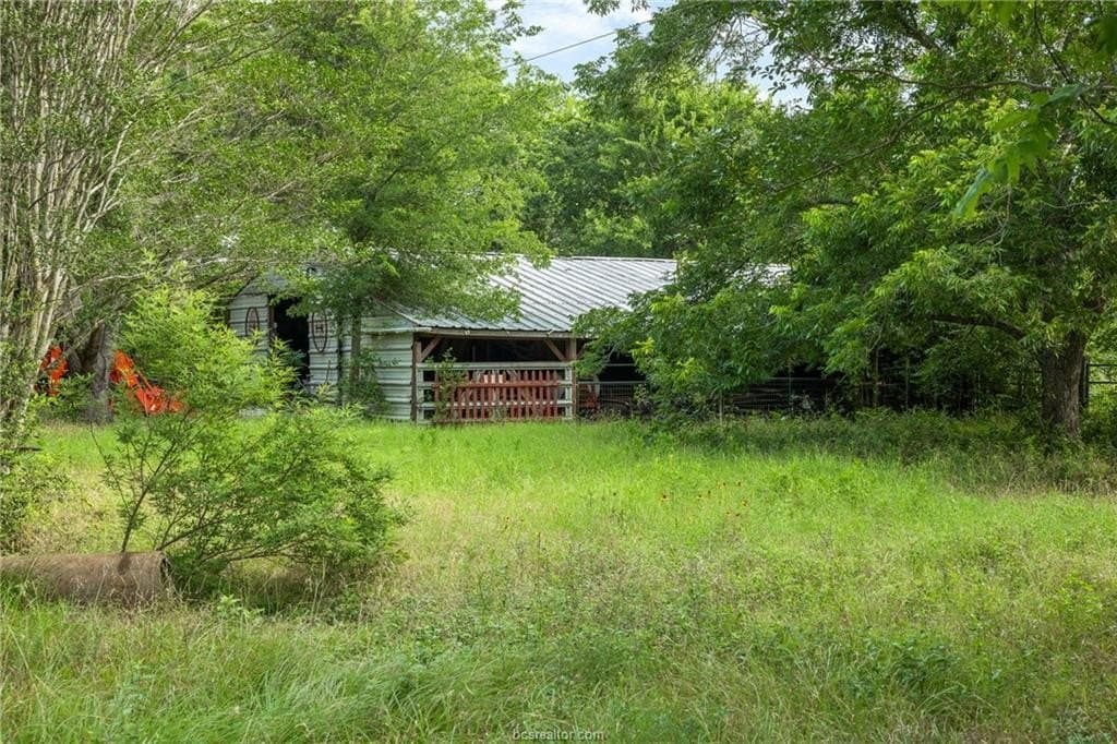 153.12 acres in Burleson County - photo 14