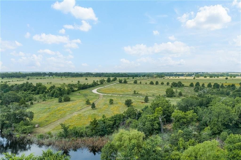 153.12 acres in Burleson County - photo 4
