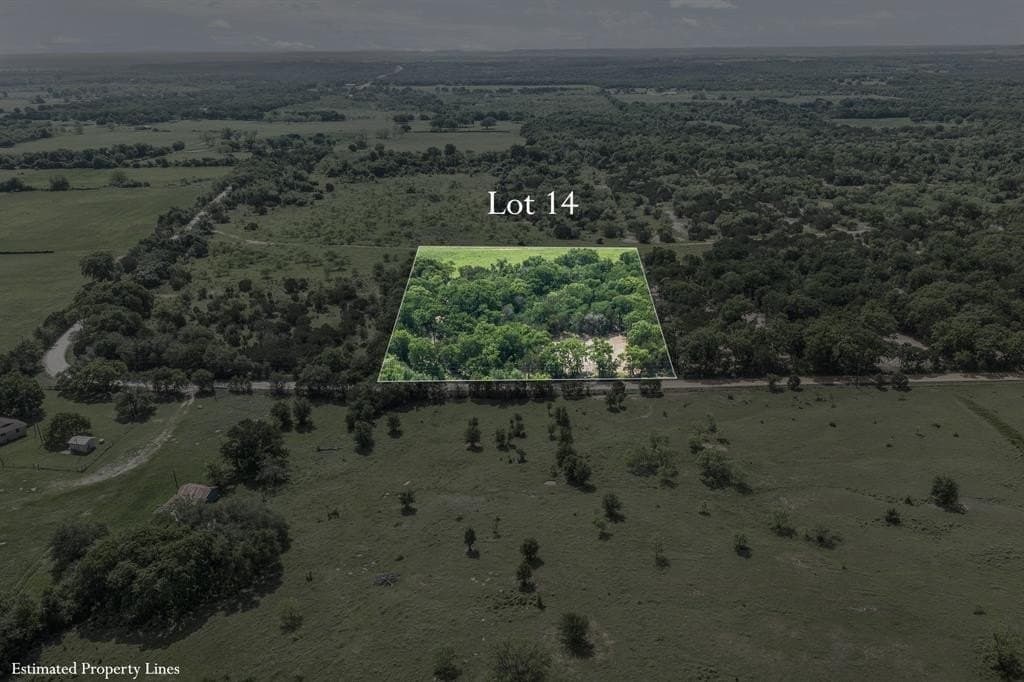 3.5 acres in Bosque County gallery image 3