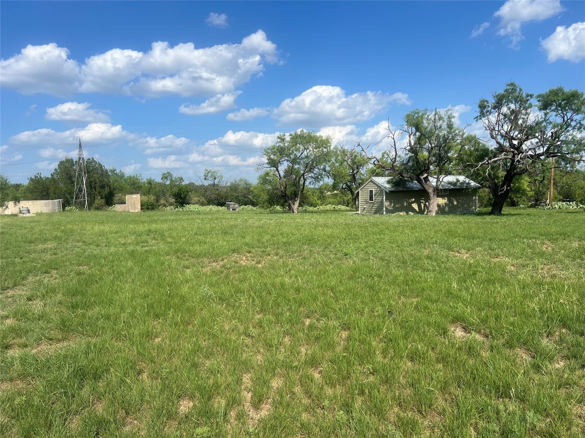 2,040 acres in Concho County - photo 3