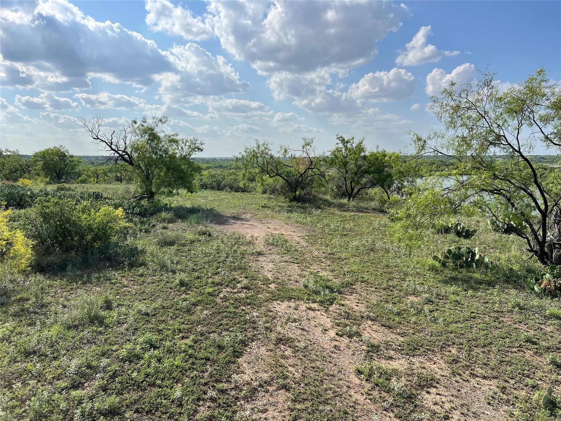 2,040 acres in Concho County - photo 9