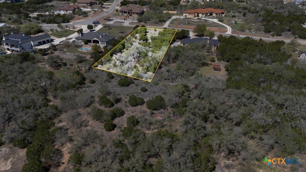 1.09 acres in Comal County gallery image 2