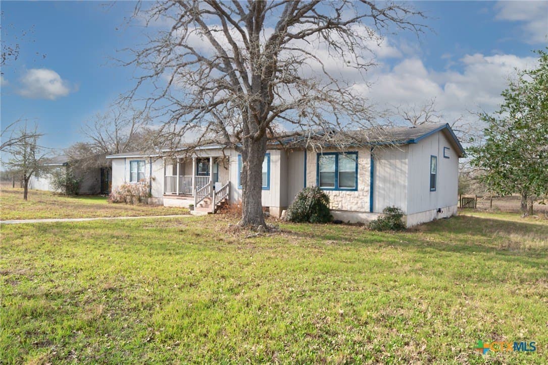 80.1 acres in Guadalupe County - photo 7