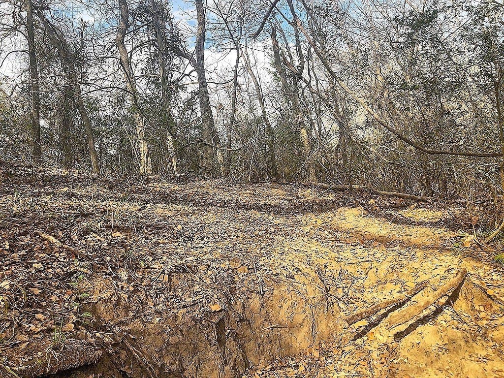 35 acres in Lavaca County