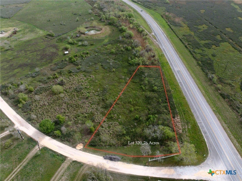 0.76 acres in Calhoun County gallery image 2