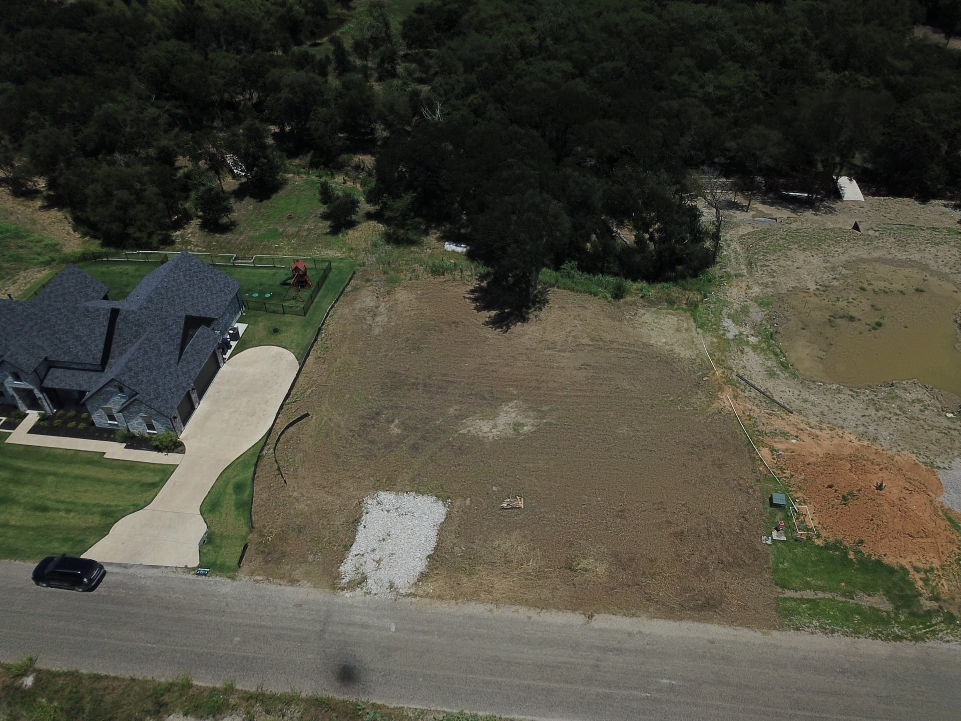 2.11 acres in Grayson County