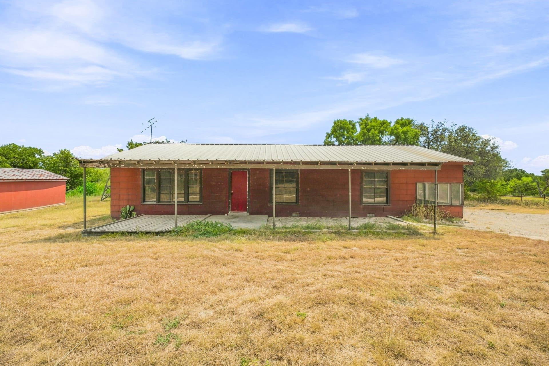444 acres in Comanche County - photo 14
