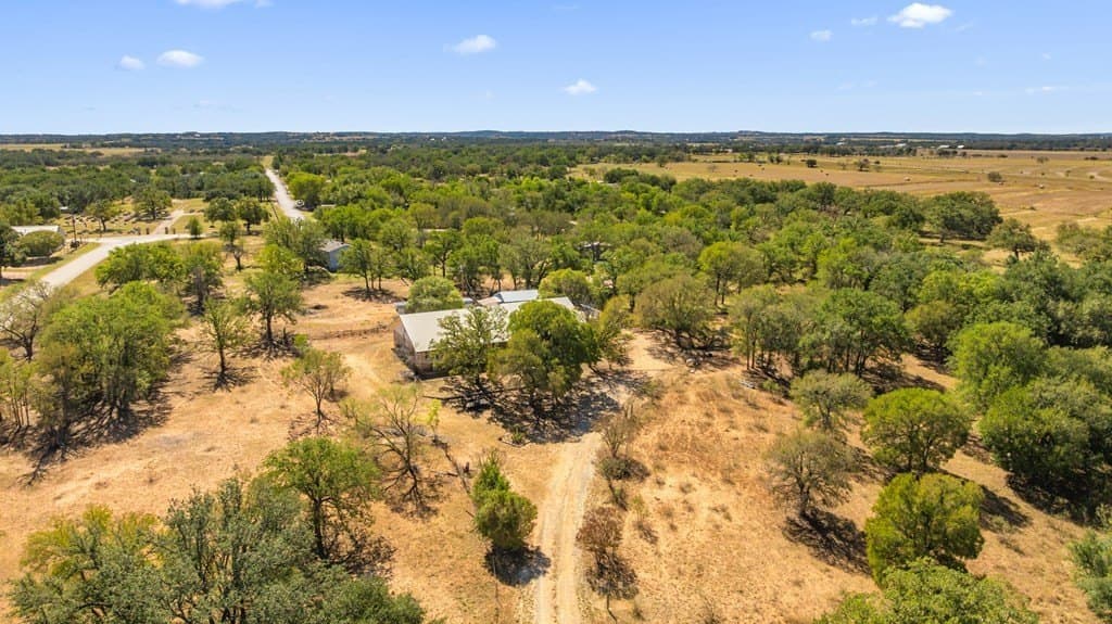 10.68 acres in Gillespie County gallery image 3