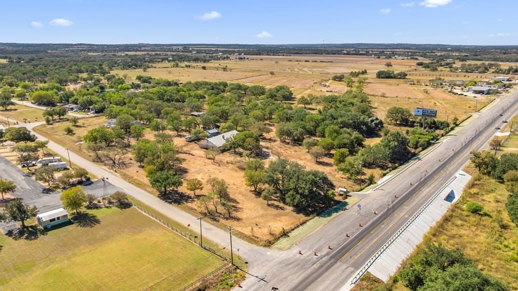 10.68 acres in Gillespie County - photo 6