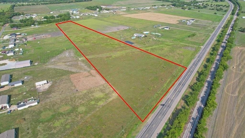 10 acres in Hunt County